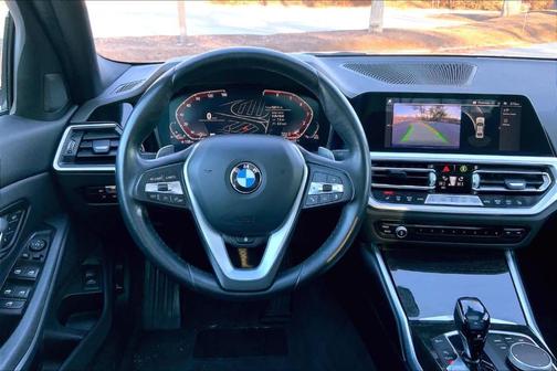 2019 BMW 330 i xDrive
