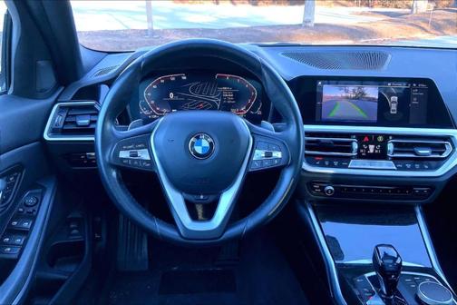2019 BMW 330 i xDrive