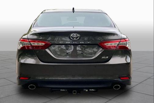 Brown Stone 2018 Toyota Camry XLE