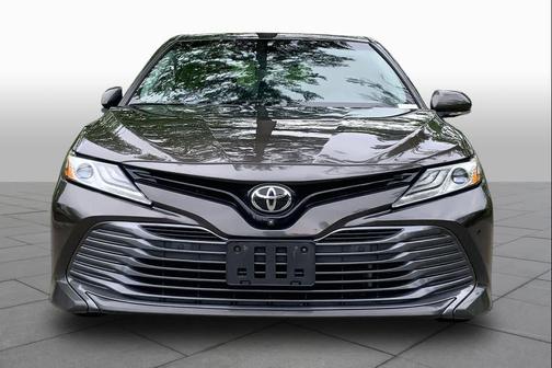 Brown Stone 2018 Toyota Camry XLE