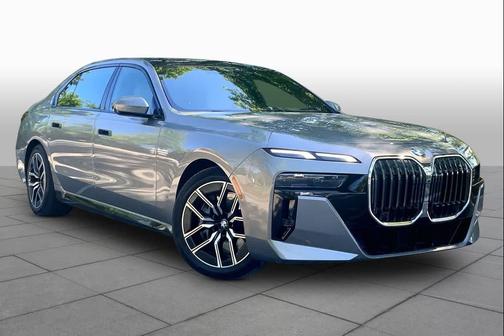 Oxide Grey Metallic 2023 BMW 760 i xDrive