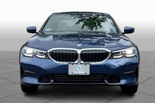 2021 BMW 330 i xDrive