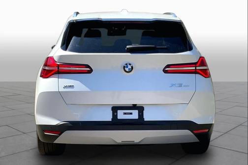 Mineral White Metallic 2026 BMW X3 30 xDrive