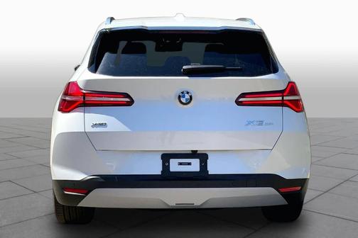 Mineral White Metallic 2026 BMW X3 30 xDrive