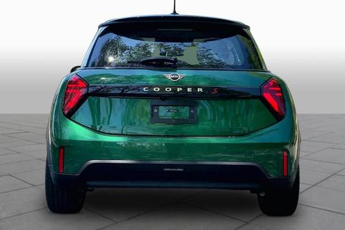 British Racing Green IV Metallic 2026 MINI Hardtop S