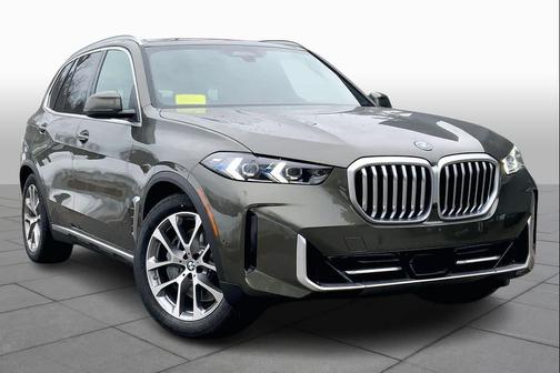 Manhattan Green Metallic 2026 BMW X5 PHEV xDrive50e