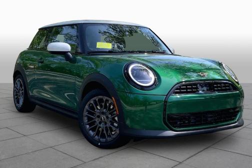 British Racing Green IV Metallic 2026 MINI Hardtop