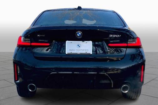 2023 BMW 330 i xDrive