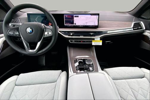 Tanzanite Blue II Metallic 2026 BMW X5 PHEV xDrive50e