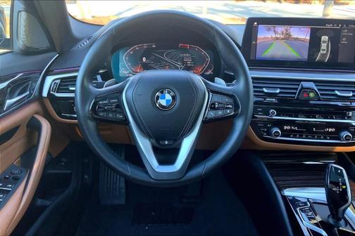 2022 BMW 530 i xDrive