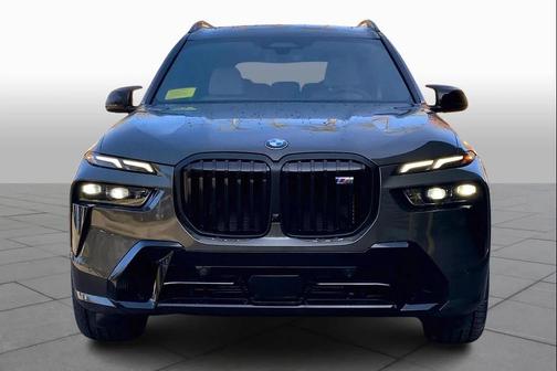 Manhattan Green Metallic 2026 BMW X7 M60i