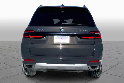 2026 BMW X7 xDrive40i