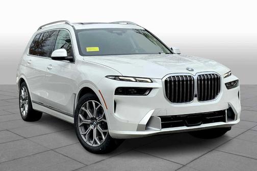 2025 BMW X7 xDrive40i