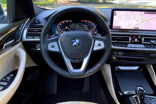 2023 BMW X4 xDrive30i