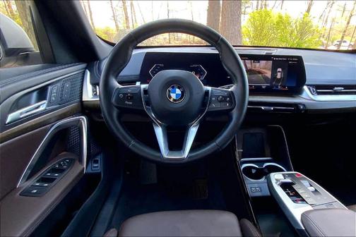 Alpine White 2023 BMW X1 xDrive28i