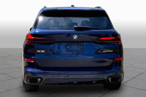Tanzanite Blue II Metallic 2026 BMW X5 xDrive40i
