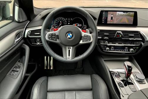 Singapore Gray Metallic 2019 BMW M5 Competition