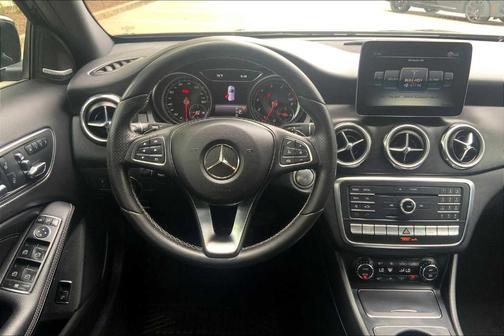 2018 Mercedes-Benz GLA 250 Base 4MATIC