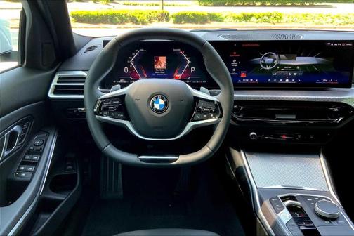 2025 BMW 330 i xDrive