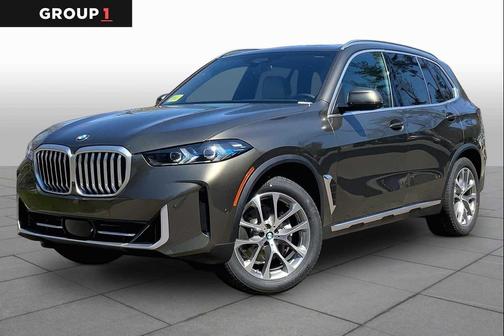 Manhattan Green Metallic 2026 BMW X5 xDrive40i