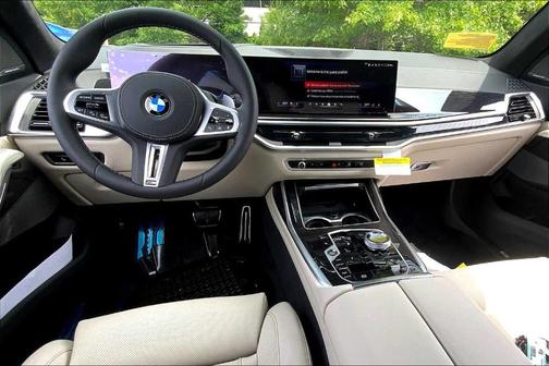 2026 BMW X7 M60i