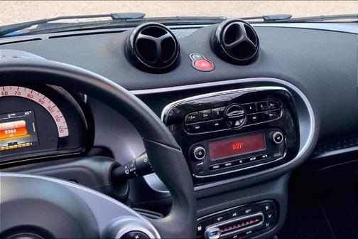 Midnight Blue Metallic 2017 smart ForTwo Prime