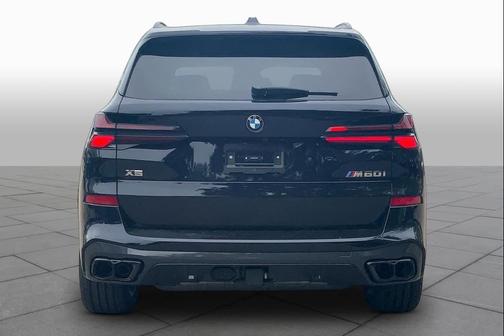 Carbon Black Metallic 2026 BMW X5 M60i