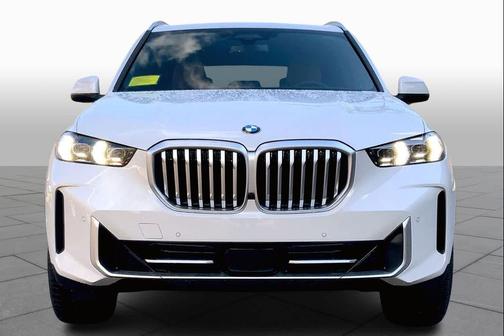 Mineral White Metallic 2026 BMW X5 xDrive40i