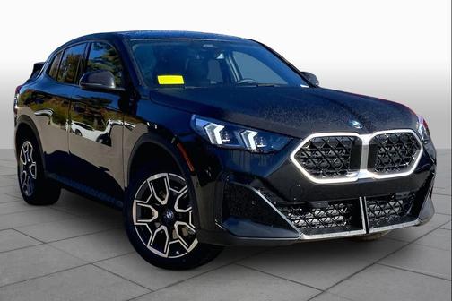Black Sapphire Metallic 2027 BMW X2 xDrive28i
