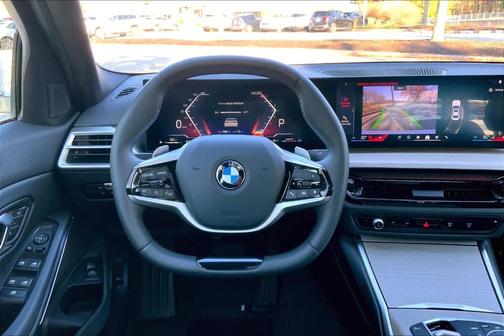 2025 BMW 330 i xDrive