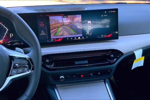 2025 BMW 330 i xDrive