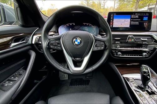 Skyscraper Gray Metallic 2023 BMW 540 i xDrive
