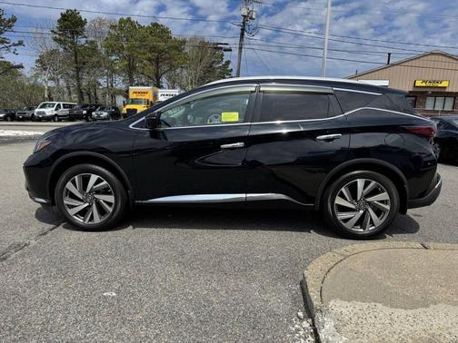 Magnetic Black Pearl 2019 Nissan Murano SL