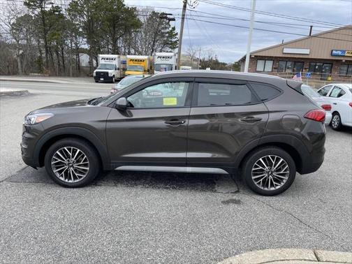 2019 Hyundai TUCSON SE