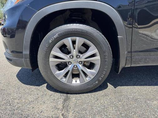 Attitude Black Metallic 2015 Toyota Highlander XLE