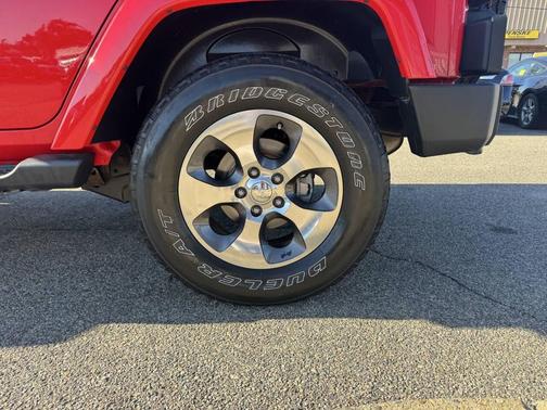 Firecracker Red Clearcoat 2017 Jeep Wrangler Unlimited Sahara