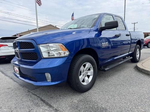 Blue Streak Pearlcoat 2019 RAM 1500 Tradesman