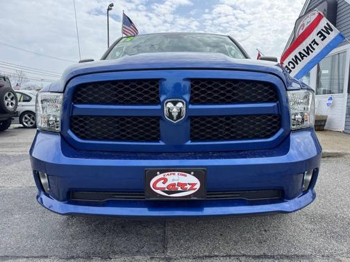 Blue Streak Pearlcoat 2019 RAM 1500 Tradesman