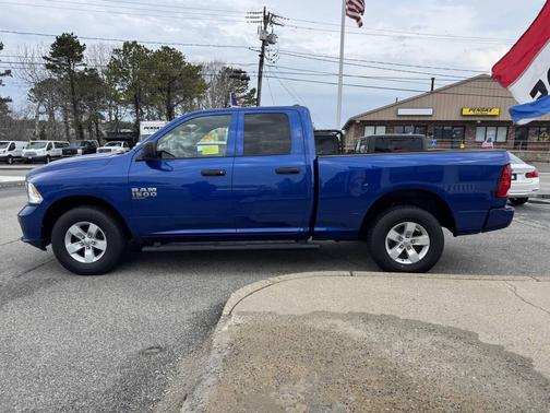 Blue Streak Pearlcoat 2019 RAM 1500 Tradesman