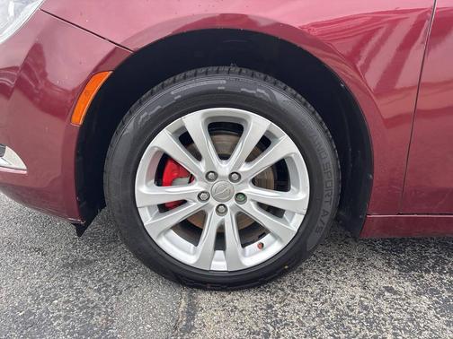 Velvet Red Pearlcoat 2015 Chrysler 200 Limited