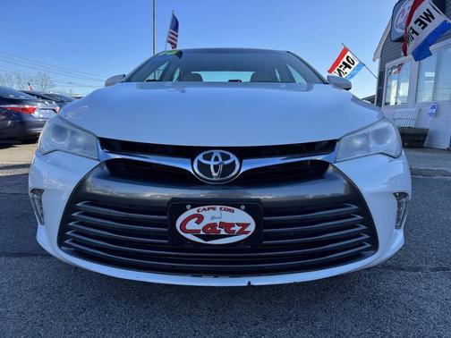 2016 Toyota Camry XLE