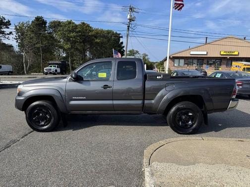 2013 Toyota Tacoma Base
