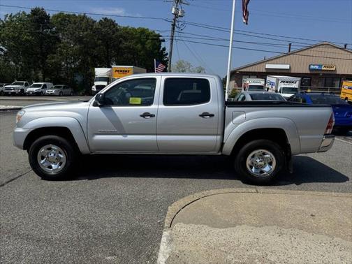 2013 Toyota Tacoma Base