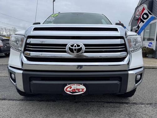 2017 Toyota Tundra SR5