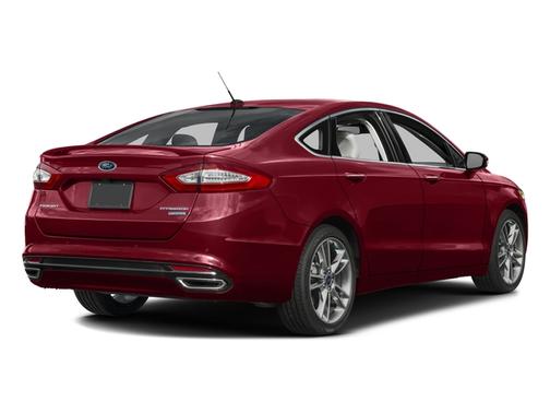 White 2016 Ford Fusion Titanium