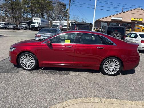 Ruby Red Metallic Tinted Clearcoat 2017 Lincoln MKZ Reserve I