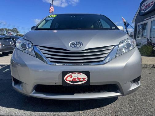 2015 Toyota Sienna LE