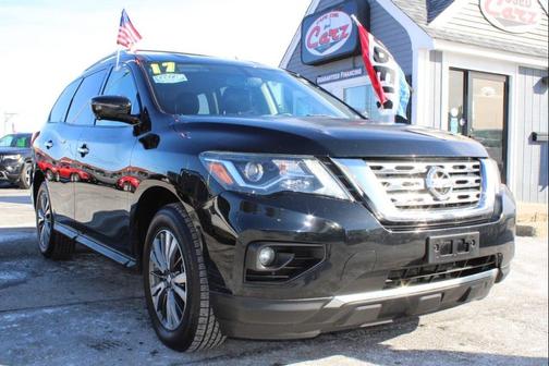 2017 Nissan Pathfinder SL