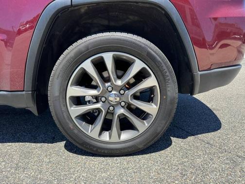 Velvet Red Pearlcoat 2018 Jeep Grand Cherokee Limited