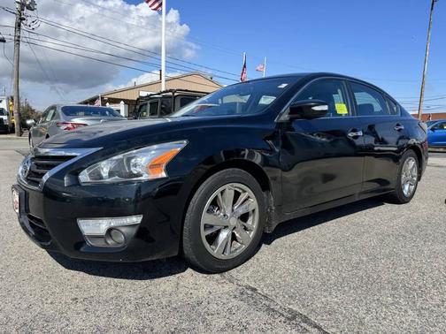Super Black 2015 Nissan Altima 2.5 SL